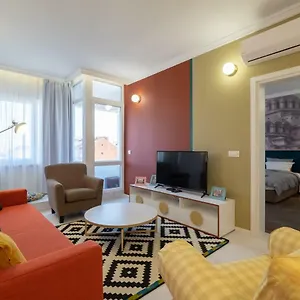 Vitosha Blvd 3-bedroom, 2-bathroom Lux Appartamento Sofia